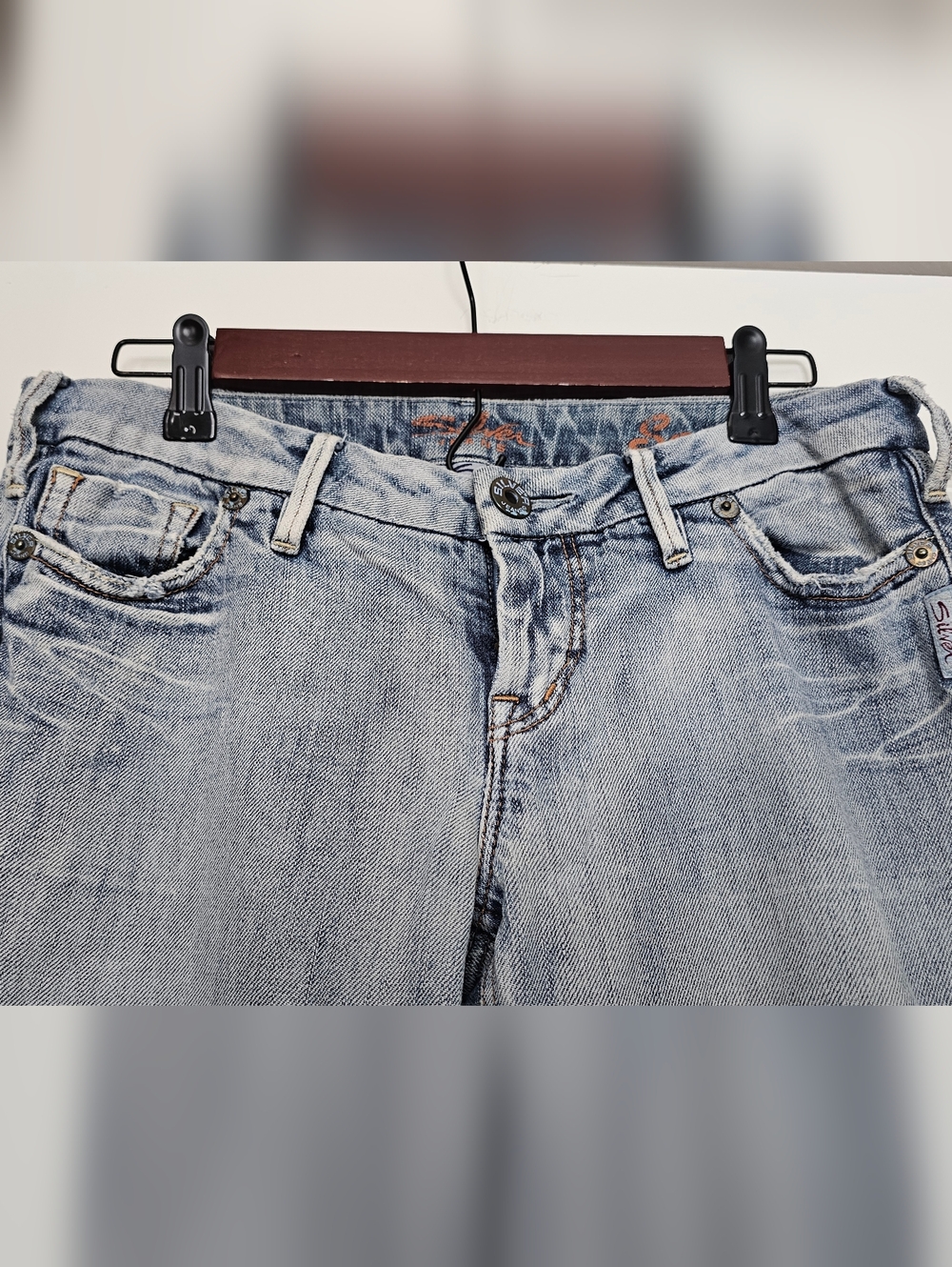 Silver Jeans Co. Suki Bootcut Jeans Women’s Light Wash Distressed Low Rise - Picture 4 of 11